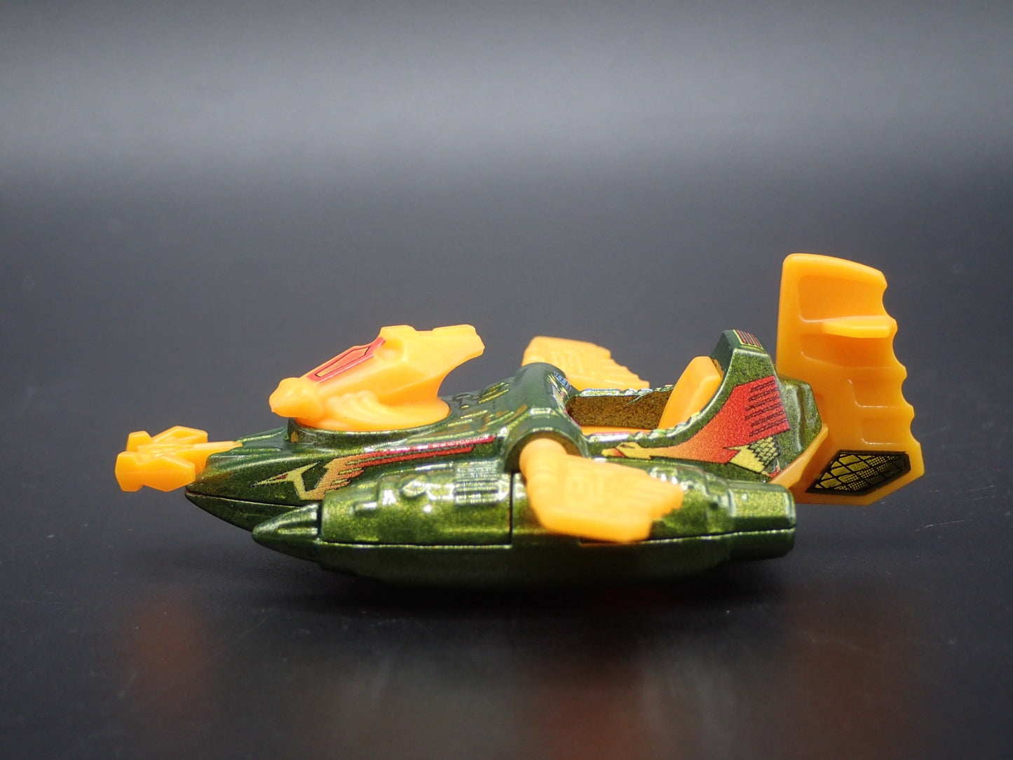 MASTERS OF THE UNIVERSE BATTLE WIND RAIDER 1/64 SCALE DIORAMA DIECAST MODEL CAR