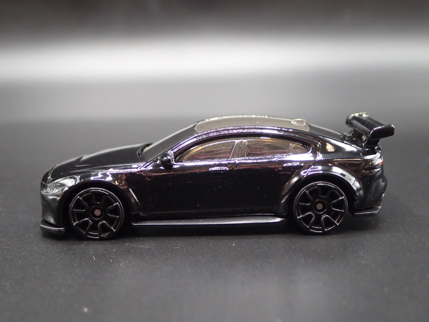 2017-2018 JAGUAR XE SV PROJECT 8 BLACK 1:64 SCALE DIORAMA DIECAST MODEL CAR