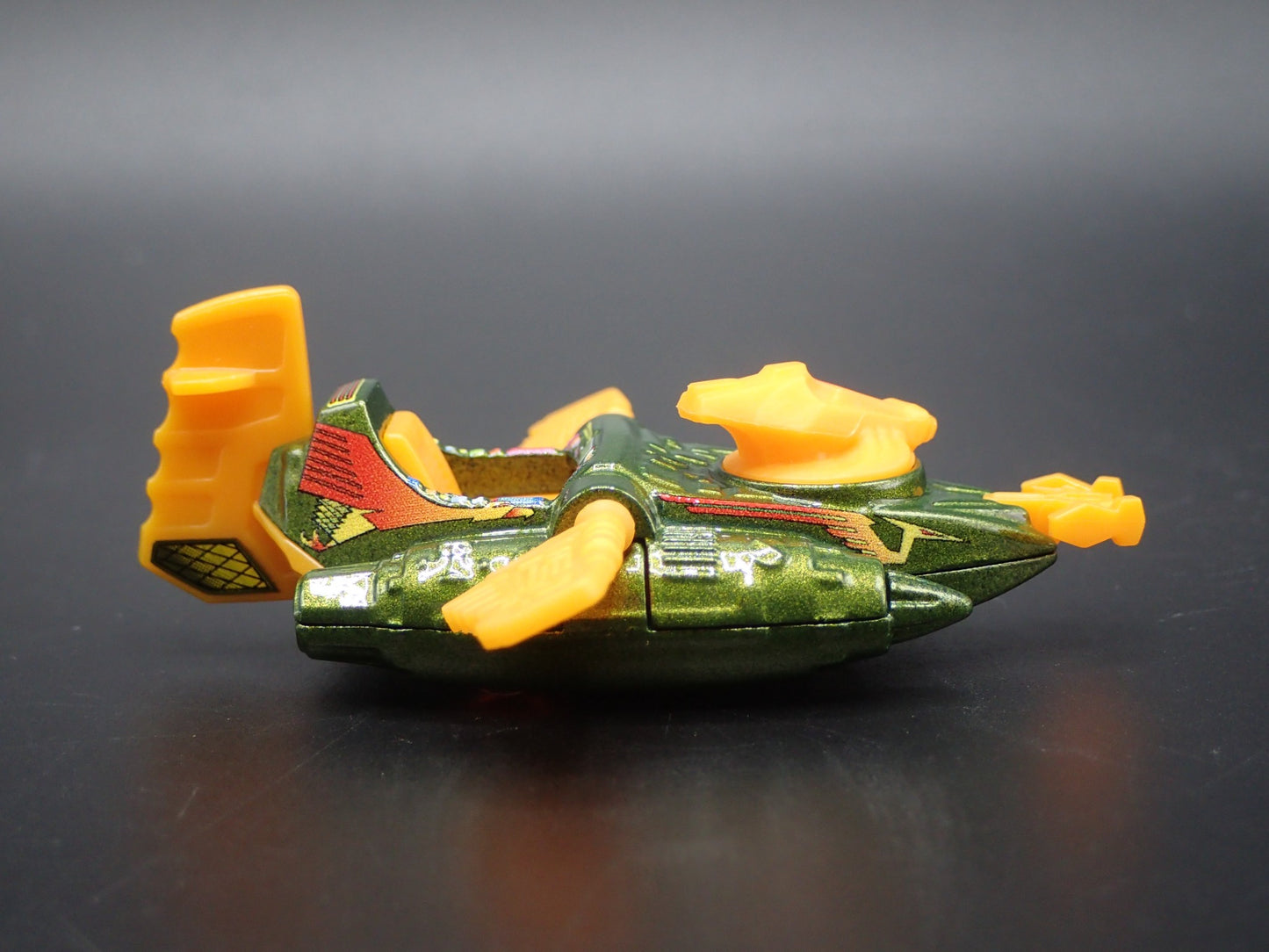 MASTERS OF THE UNIVERSE BATTLE WIND RAIDER 1/64 SCALE DIORAMA DIECAST MODEL CAR