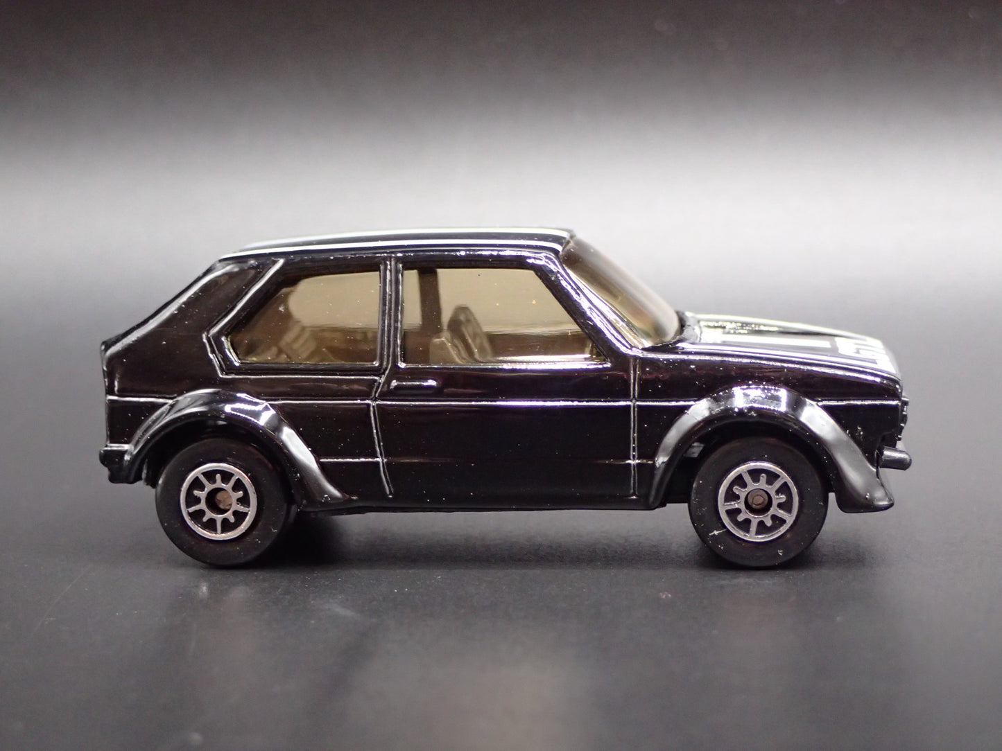 VW VOLKSWAGEN GOLF GTI MK1 BLACK RARE 1:64 SCALE COLLECTIBLE DIECAST MODEL CAR