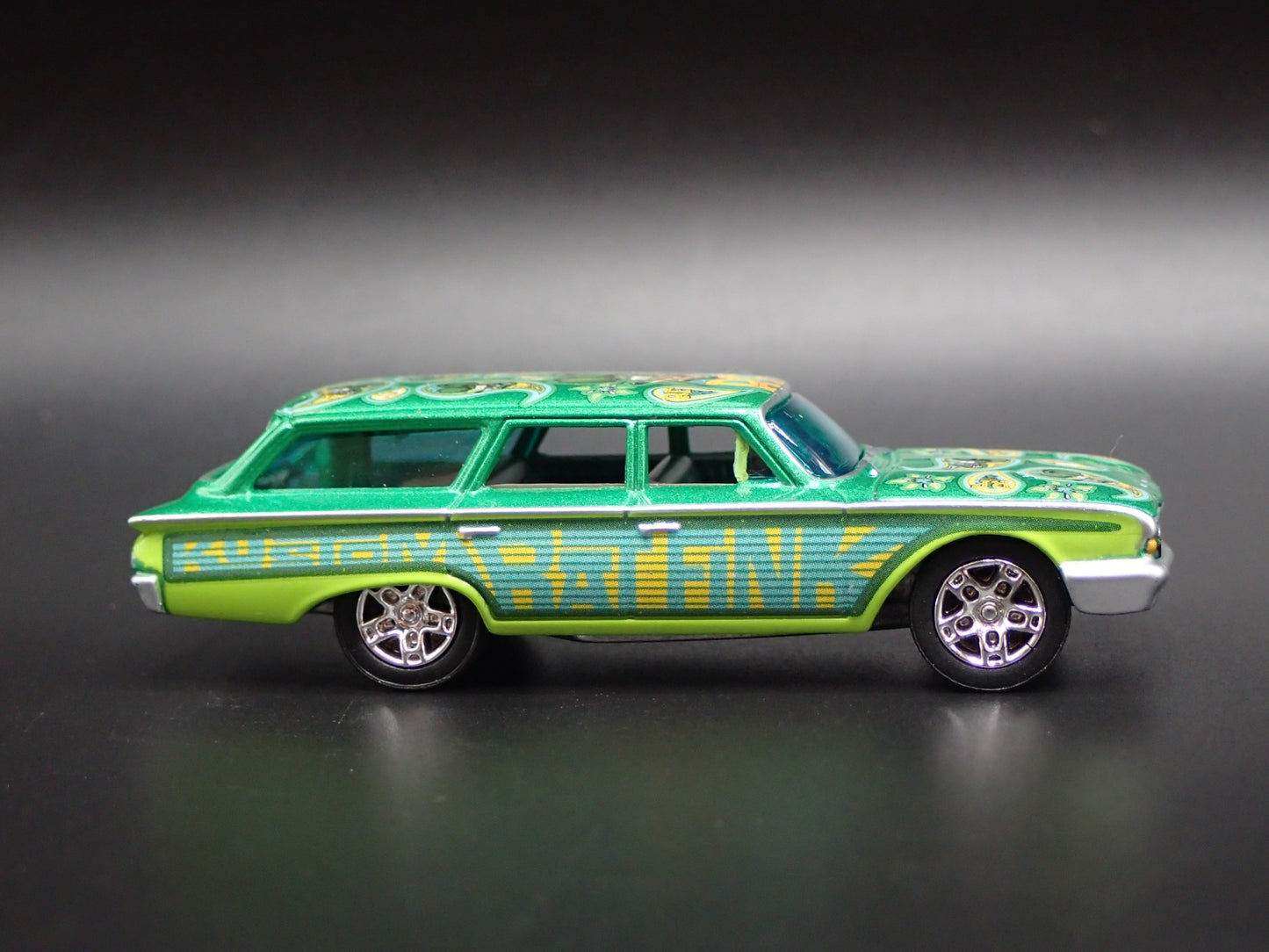 1960 60 FORD COUNTRY SQUIRE STATION WAGON RAT FINK 1:64 SCALE DIECAST MODEL CAR