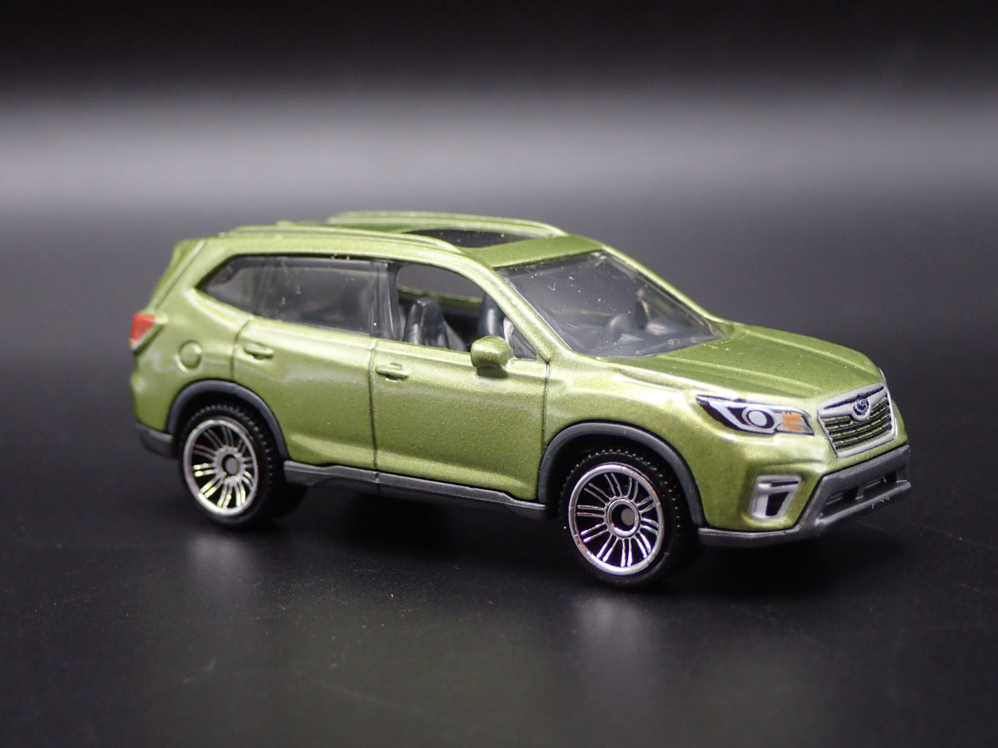 2018-2024 SUBARU FORESTER SK 1:64 SCALE COLLECTIBLE DIORAMA DIECAST MODEL CAR