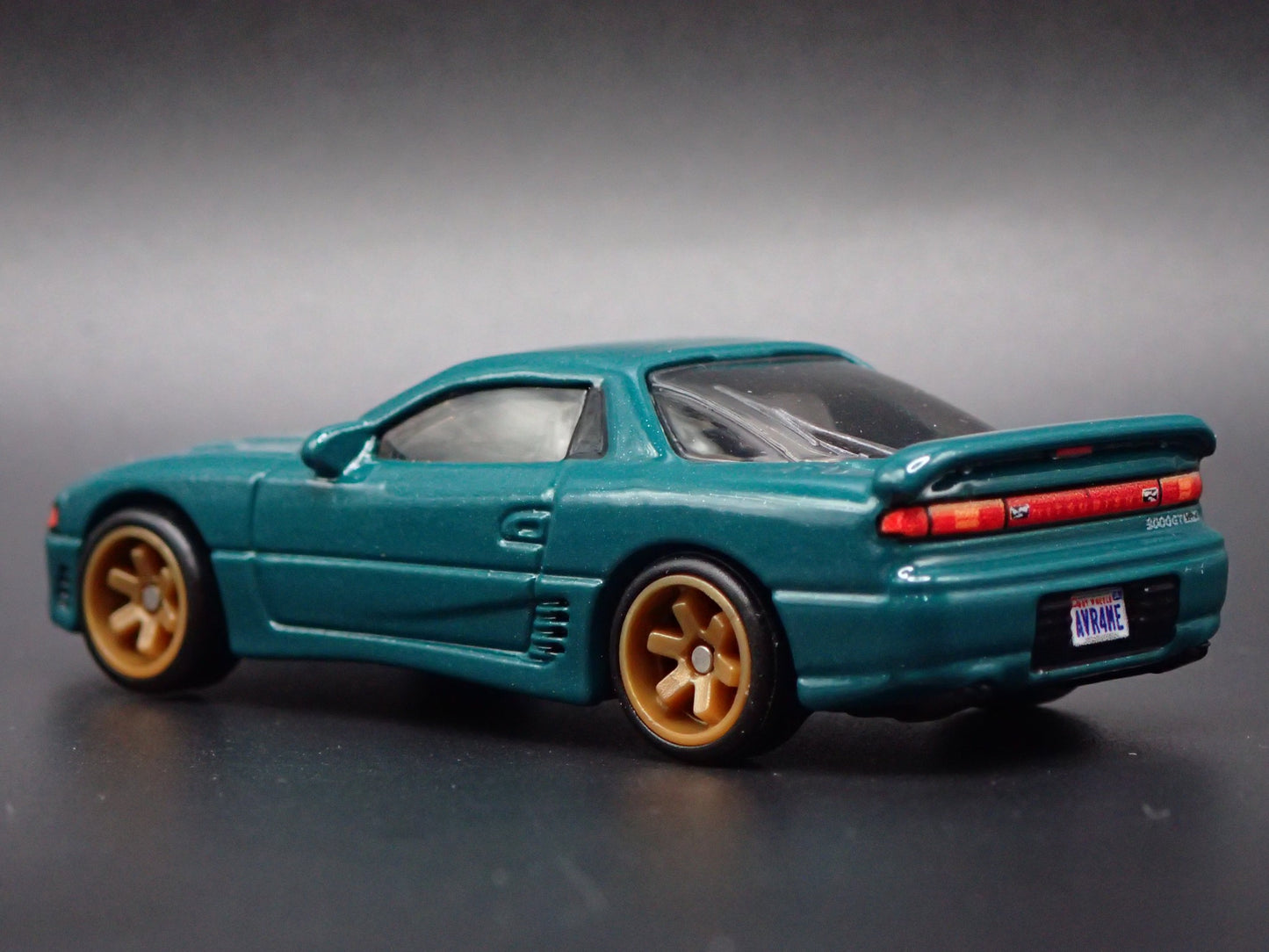 1990-2000 MITSUBISHI GTO 3000GT VR4 GREEN 1:64 SCALE DIORAMA DIECAST MODEL CAR