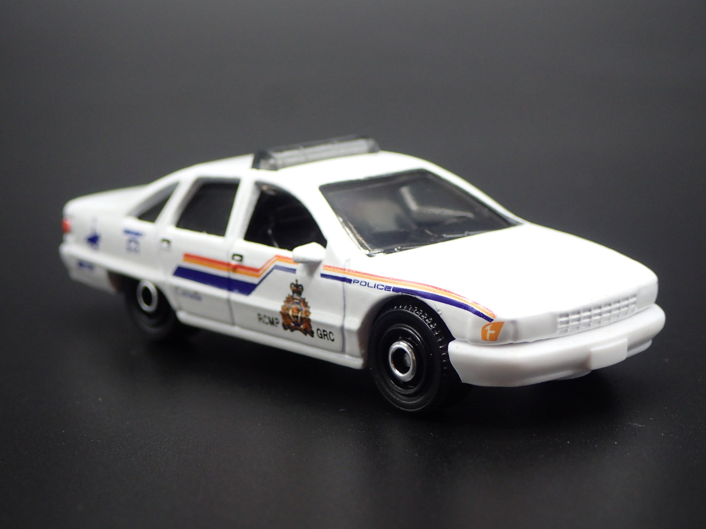 1991-1996 CHEVY CHEVROLET CAPRICE POLICE RCMP GRC CANADA 1/64 DIECAST MODEL CAR