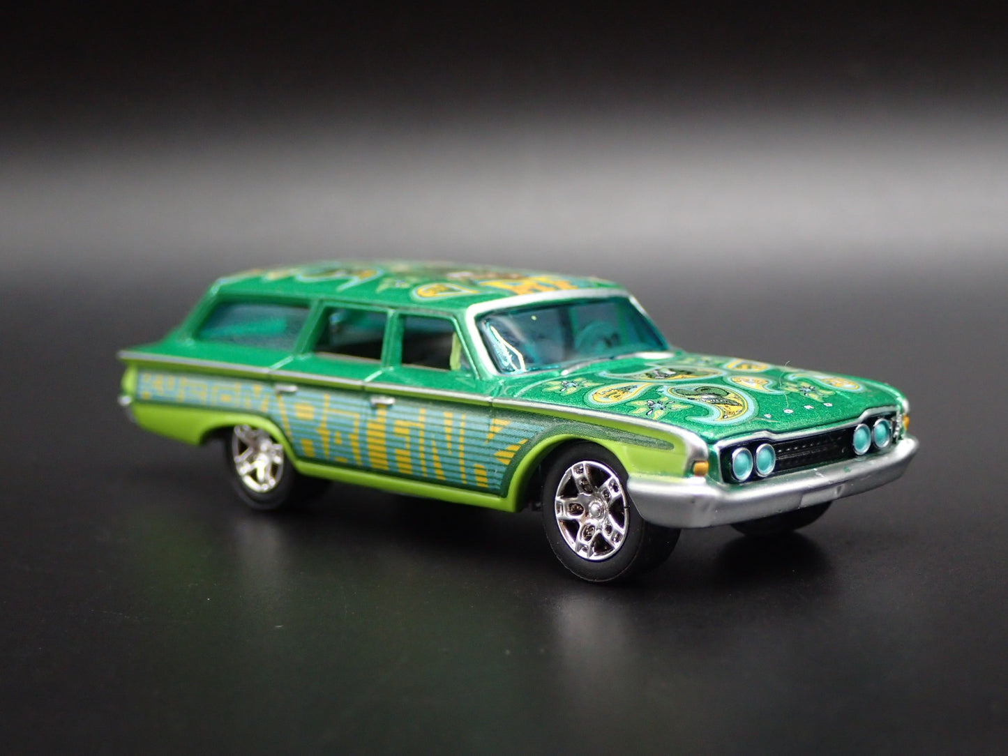 1960 60 FORD COUNTRY SQUIRE STATION WAGON RAT FINK 1:64 SCALE DIECAST MODEL CAR