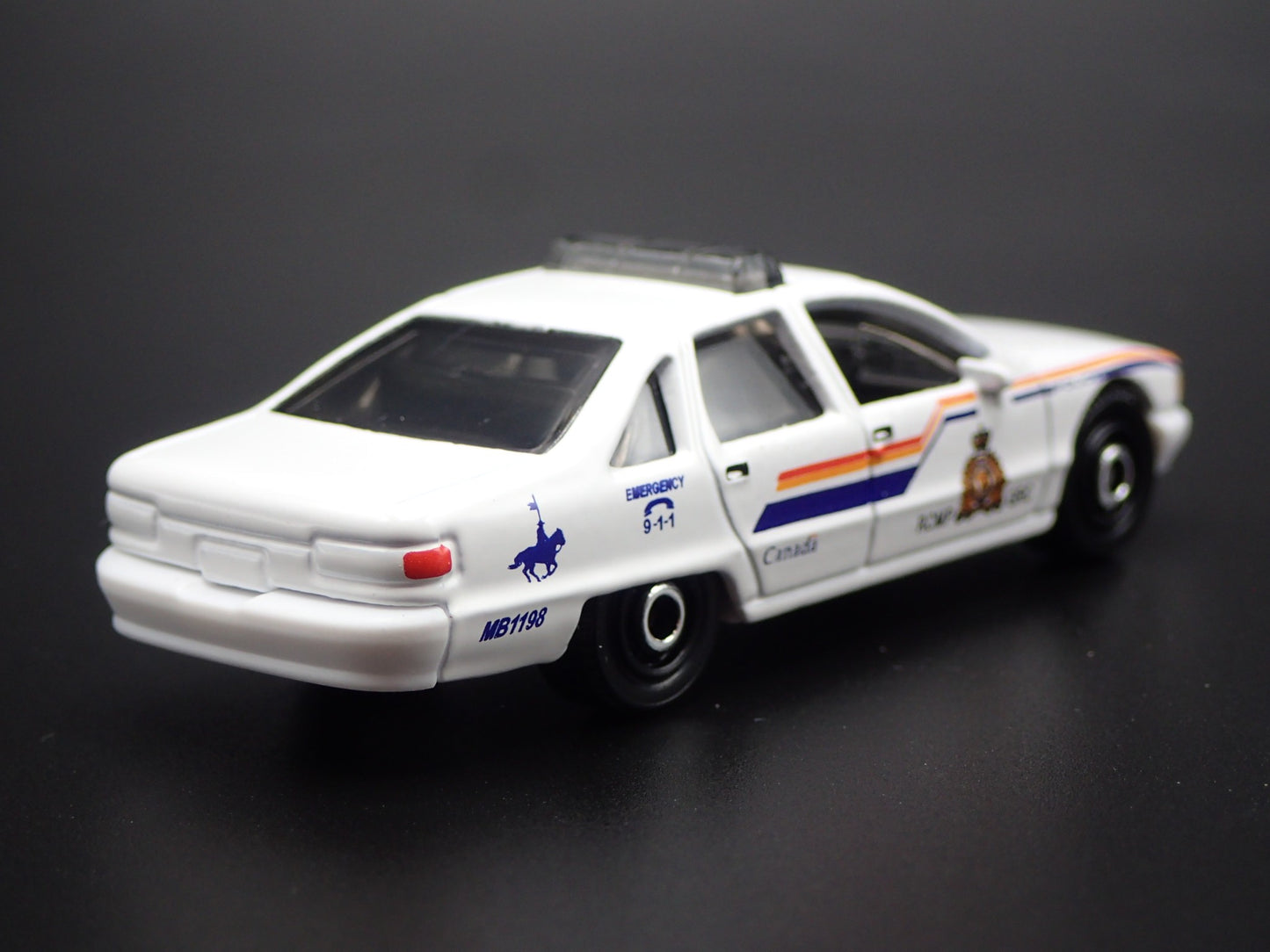 1991-1996 CHEVY CHEVROLET CAPRICE POLICE RCMP GRC CANADA 1/64 DIECAST MODEL CAR