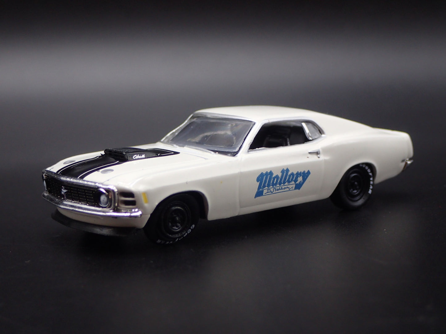 1970 70 FORD MUSTANG 428 SCJ FASTBACK MALLORY WHITE 1:64 SCALE DIECAST MODEL CAR