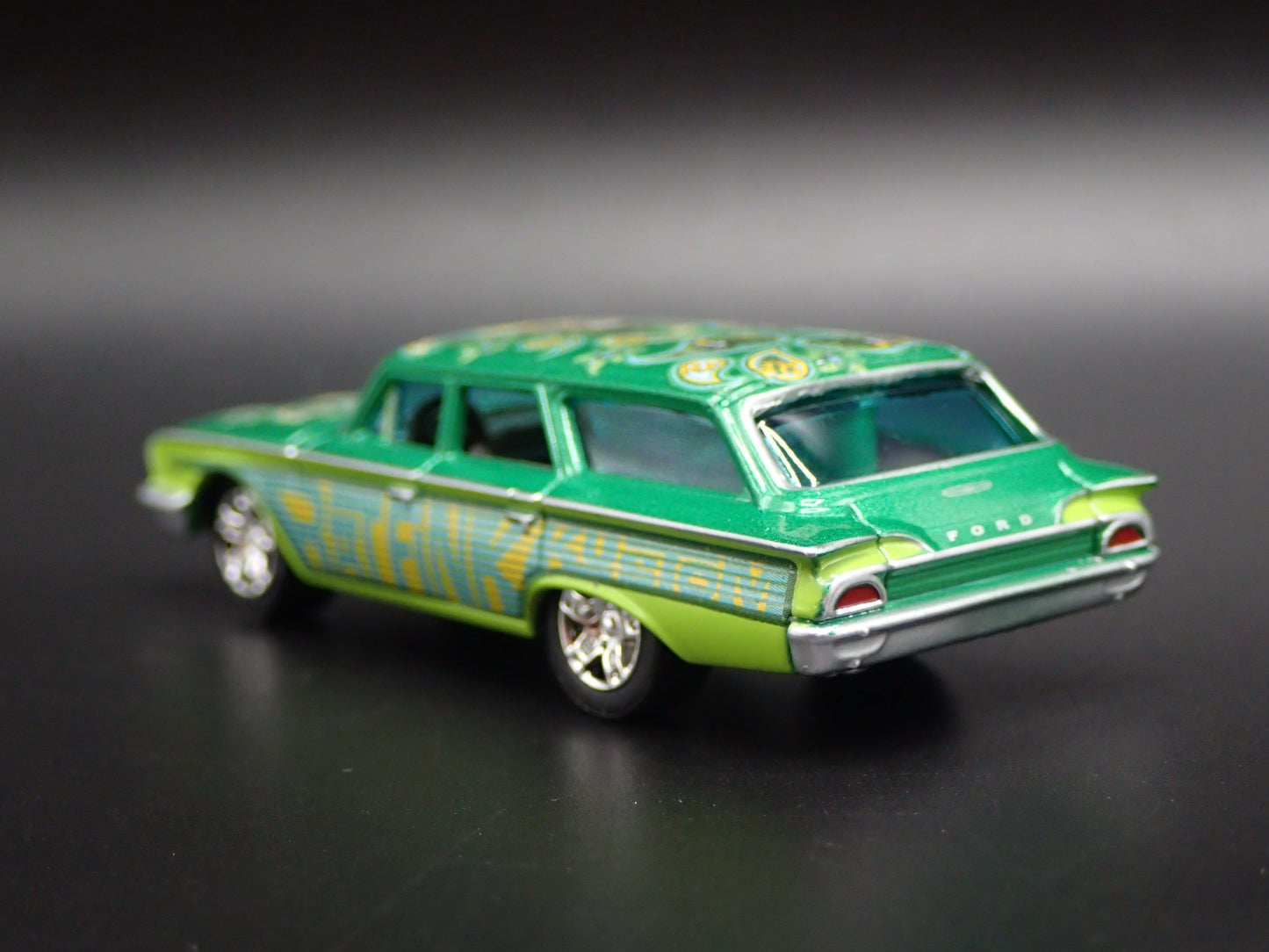 1960 60 FORD COUNTRY SQUIRE STATION WAGON RAT FINK 1:64 SCALE DIECAST MODEL CAR