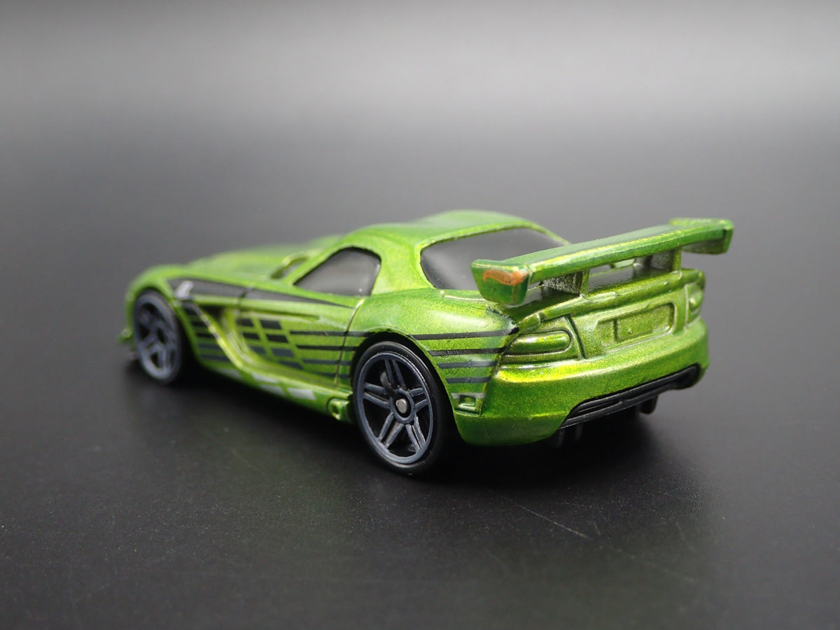 2008-2010 DODGE VIPER SRT10 ACR 1/64 SCALE COLLECTIBLE DIORAMA DIECAST MODEL CAR-Burning Rubber Toy Company