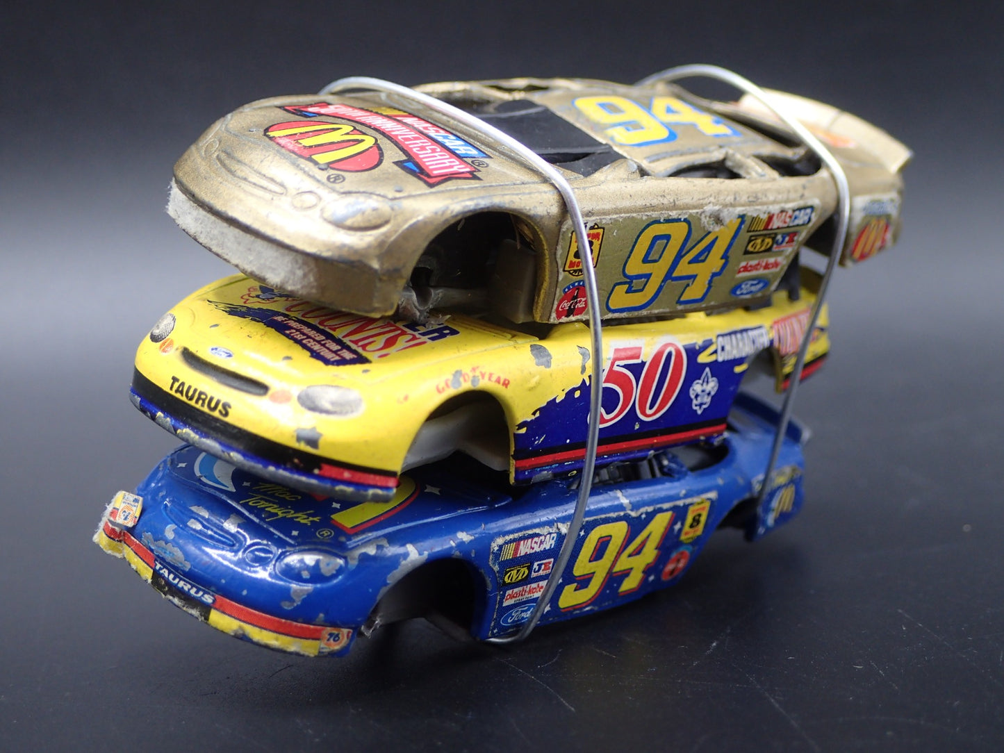 VINTAGE NASCAR 3 CARS CRUSHED ON A FLATBED TRAILER 1:64 SCALE DIECAST MODEL CAR