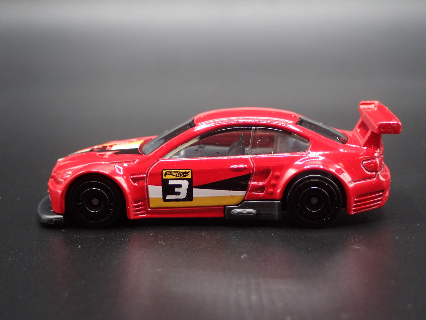 2007-2013 BMW M3 GT2 E92 RED 1:64 SCALE COLLECTIBLE DIORAMA DIECAST MODEL CAR