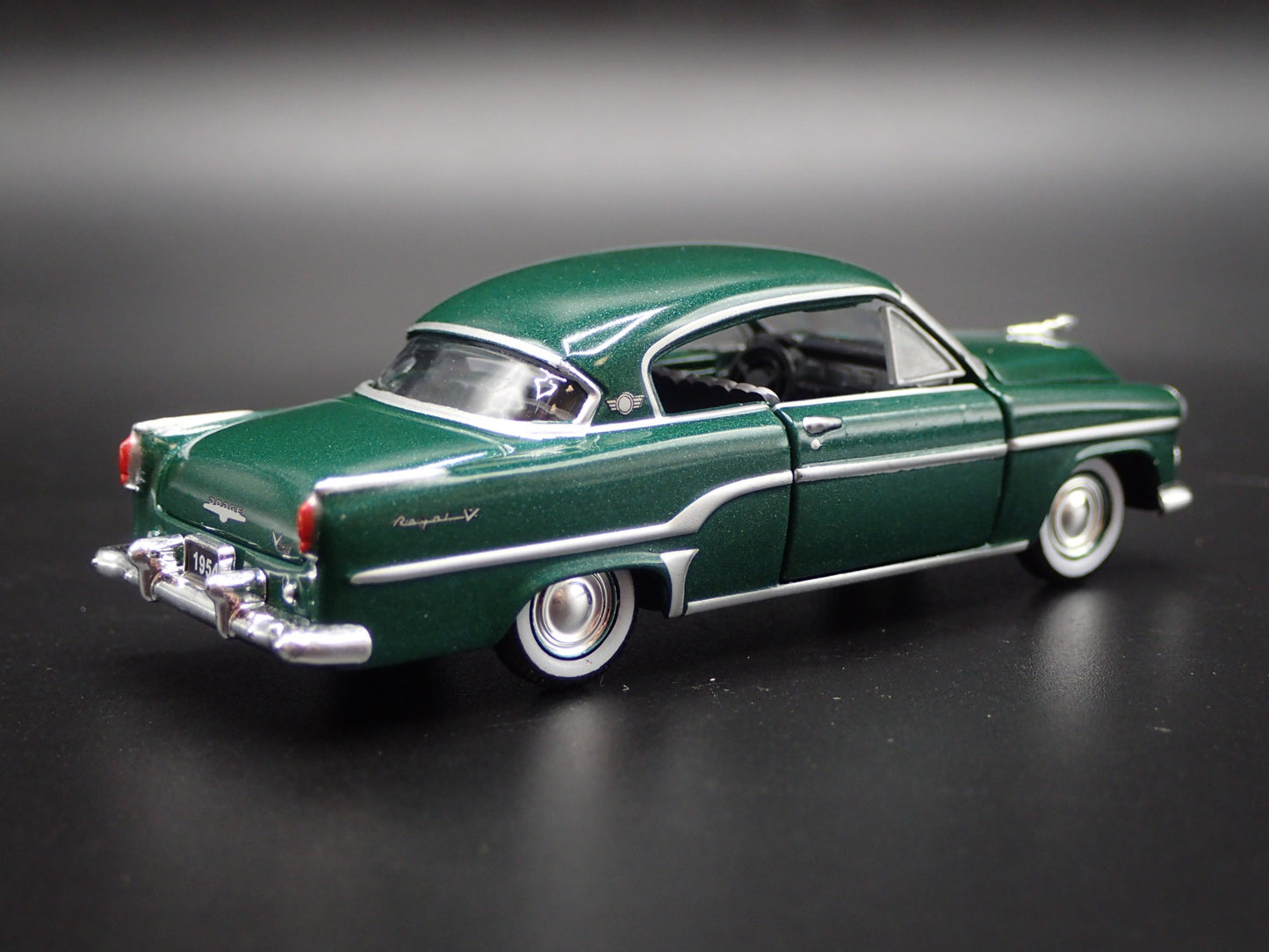 1954 54 DODGE ROYAL GREEN RARE 1/64 SCALE COLLECTIBLE DIORAMA DIECAST MODEL CAR