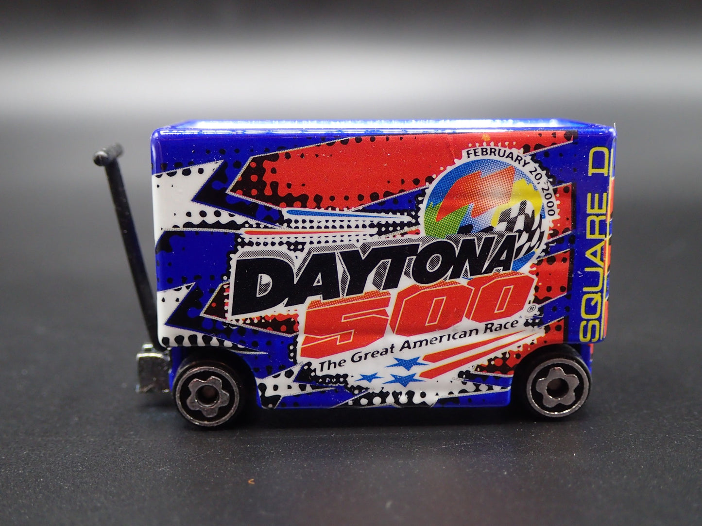 NASCAR TOOL CART WAR WAGON DAYTONA 500 SQUARE D 1:64 SCALE DIECAST MODEL CAR