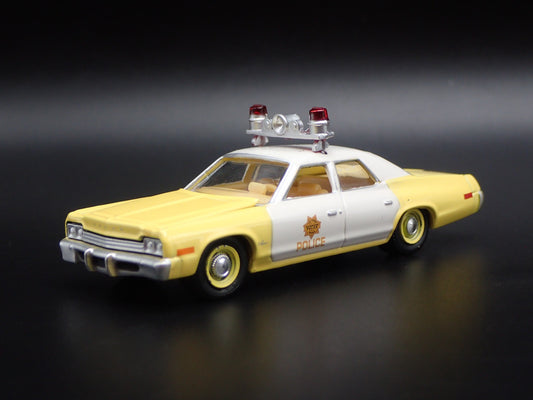 1974 74 DODGE MONACO LAS VEGAS METRO POLICE 1:64 SCALE DIORAMA DIECAST MODEL CAR
