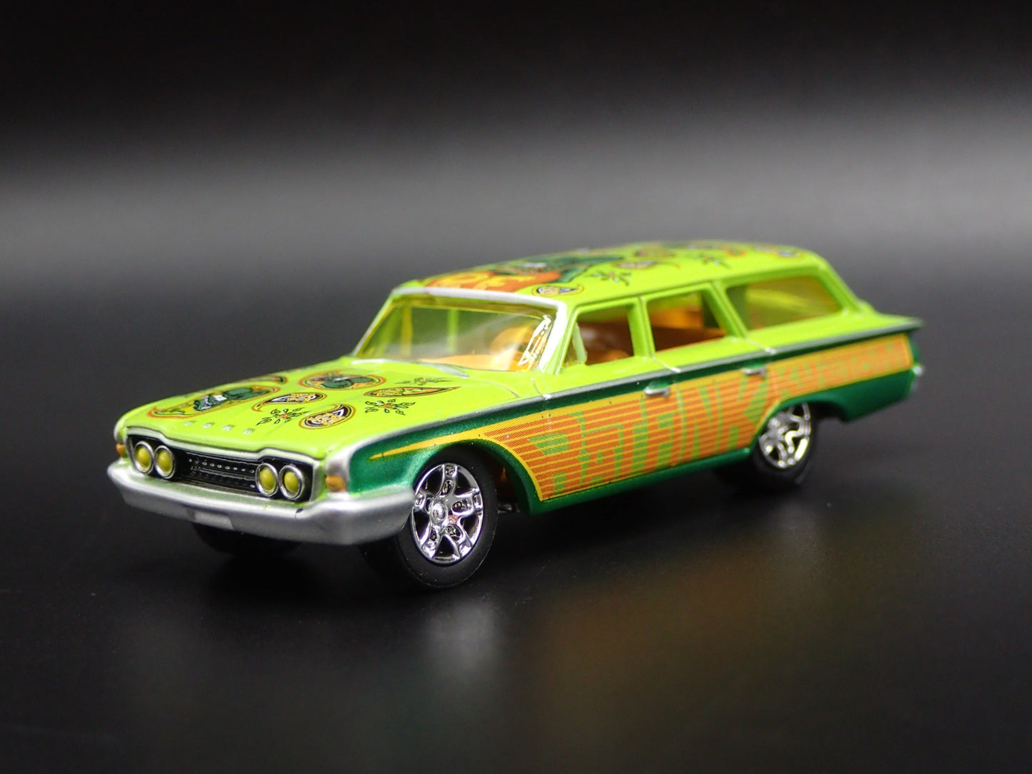 1960 60 FORD COUNTRY SQUIRE STATION WAGON RAT FINK 1:64 SCALE DIECAST MODEL CAR