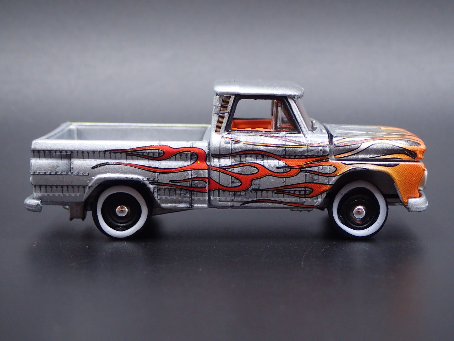 1966 66 CHEVY CHEVROLET SHORTBED PICKUP TRUCK RARE 1:64 SCALE DIECAST MODEL CAR