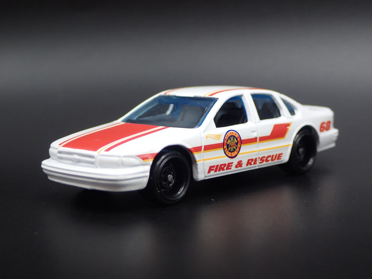 1994 - 1996 CHEVY CHEVROLET IMPALA SS FIRE RESCUE 1:64 SCALE DIECAST MODEL CAR