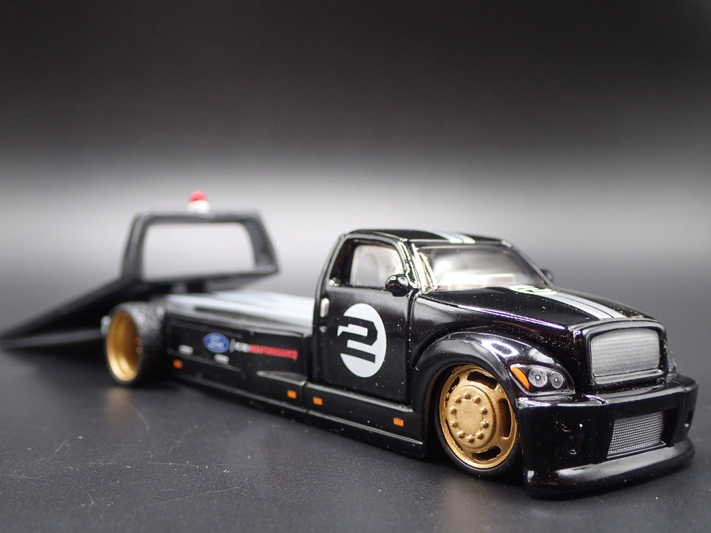 MODERN CUSTOM FLATBED CAR HAULER FORD BLACK 1:64 SCALE DIORAMA DIECAST MODEL CAR