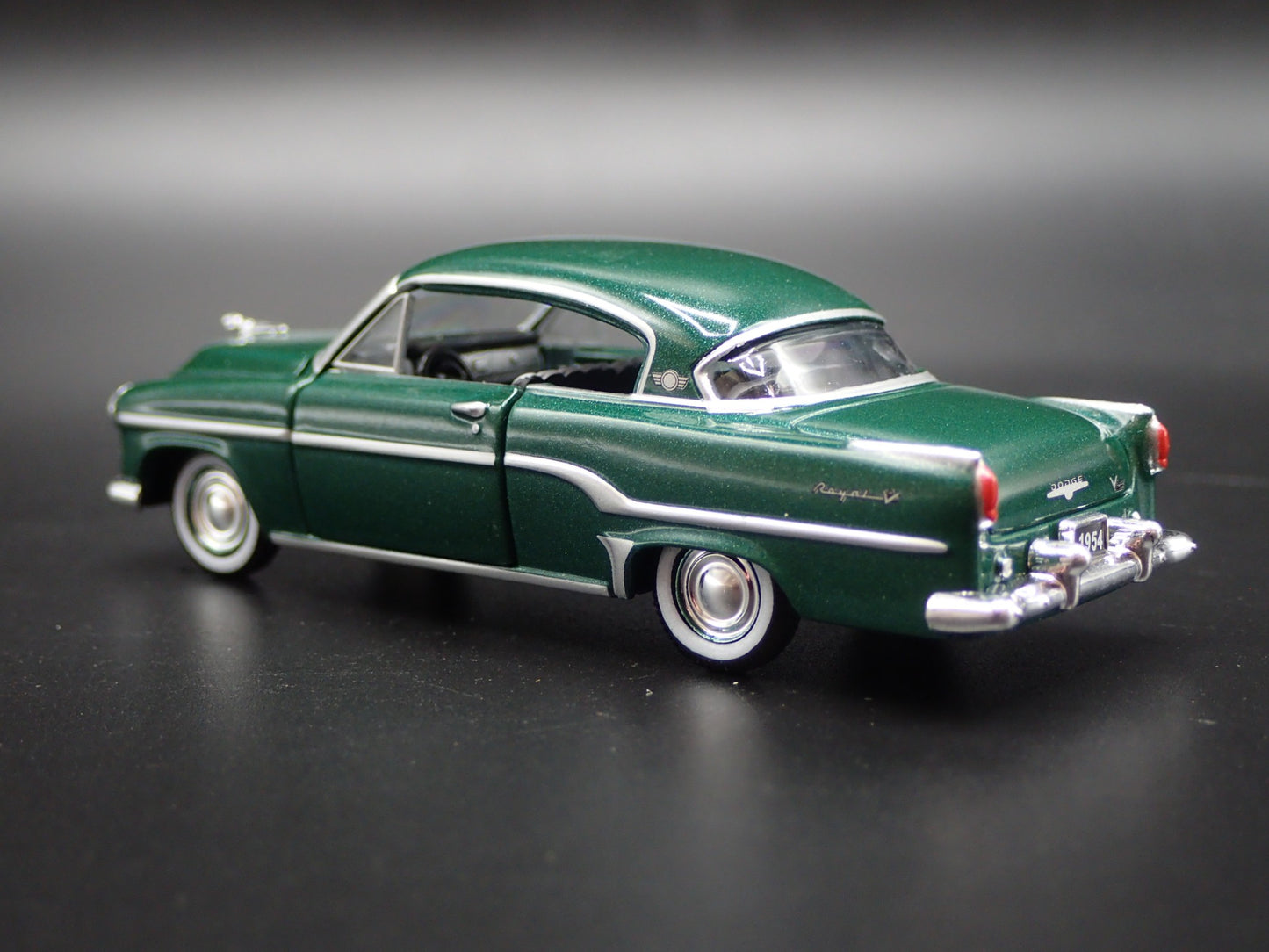 1954 54 DODGE ROYAL GREEN RARE 1/64 SCALE COLLECTIBLE DIORAMA DIECAST MODEL CAR