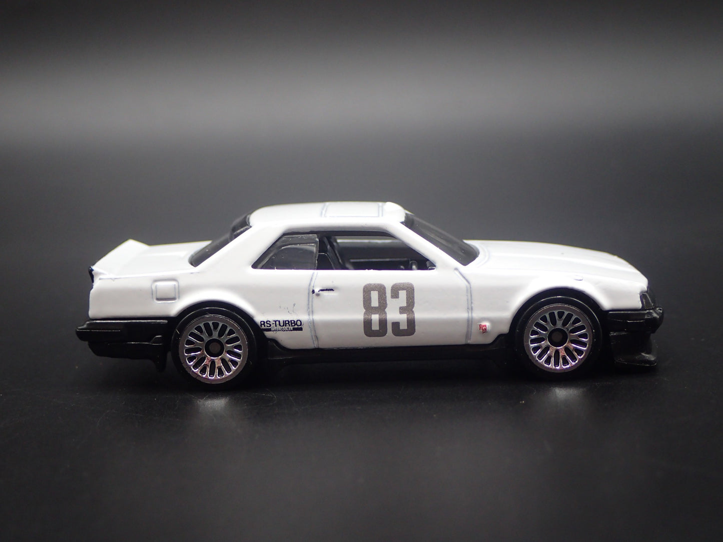 1981-1985 NISSAN SKYLINE 2000 TURBO RS KDR30 WHITE 1:64 SCALE DIECAST MODEL CAR