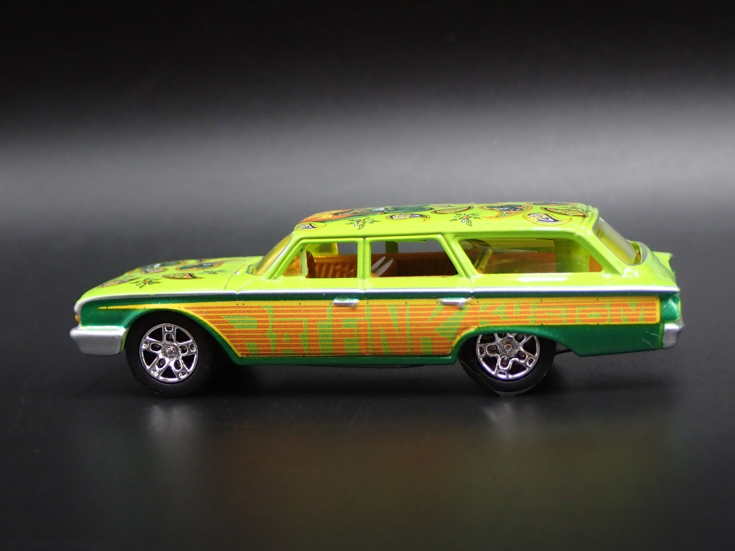 1960 60 FORD COUNTRY SQUIRE STATION WAGON RAT FINK 1:64 SCALE DIECAST MODEL CAR