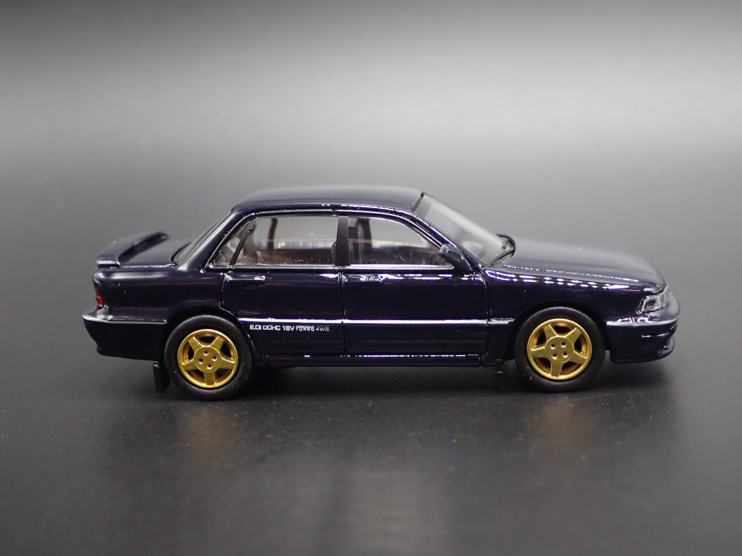 1987-1992 MITSUBISHI GALANT VR4 1:64 SCALE COLLECTIBLE DIORAMA DIECAST MODEL CAR