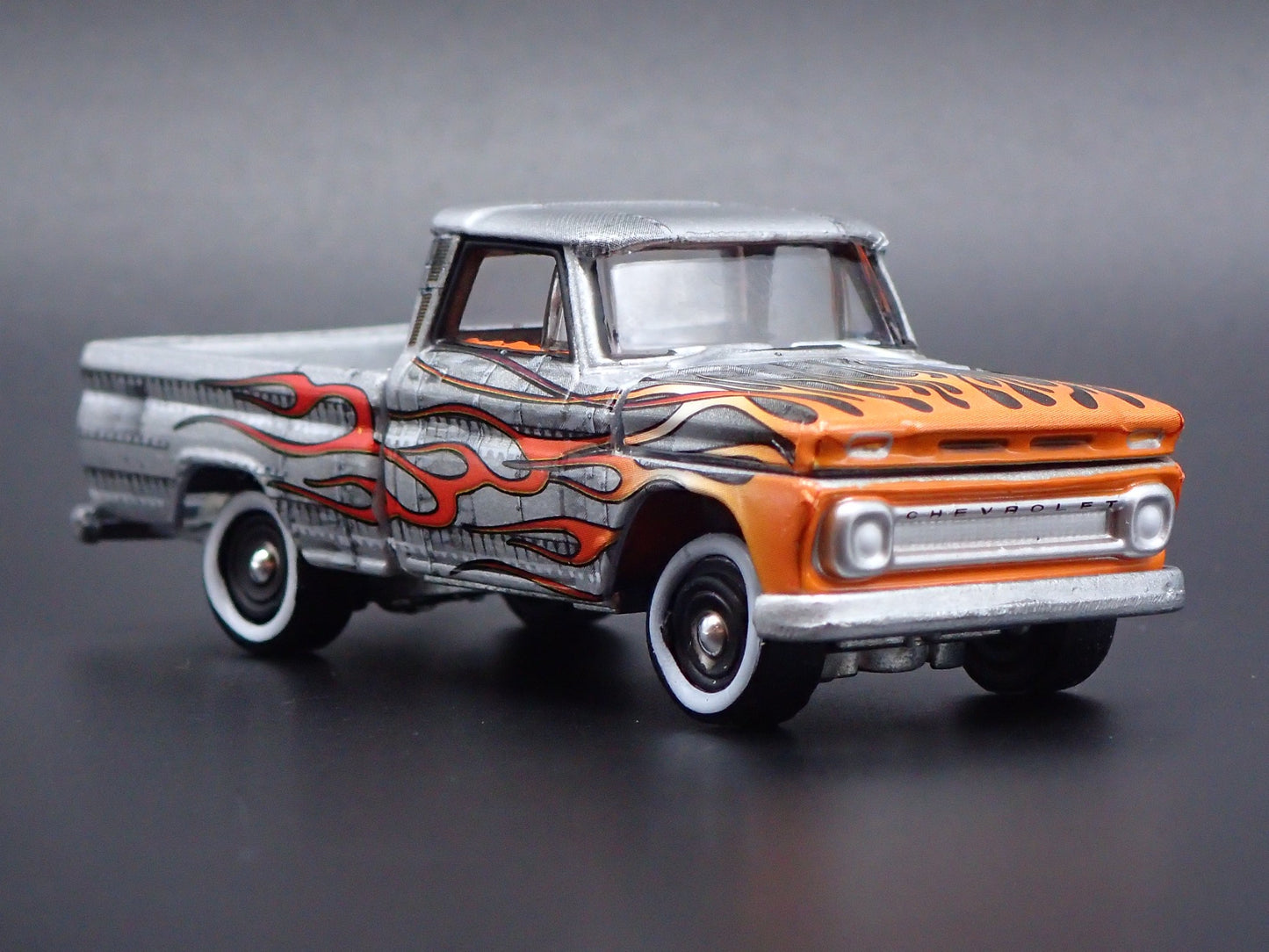 1966 66 CHEVY CHEVROLET SHORTBED PICKUP TRUCK RARE 1:64 SCALE DIECAST MODEL CAR