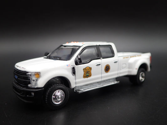 2017 17 FORD F350 DUALLY DETROIT MICHIGAN POLICE 1:64 SCALE DIECAST MODEL CAR