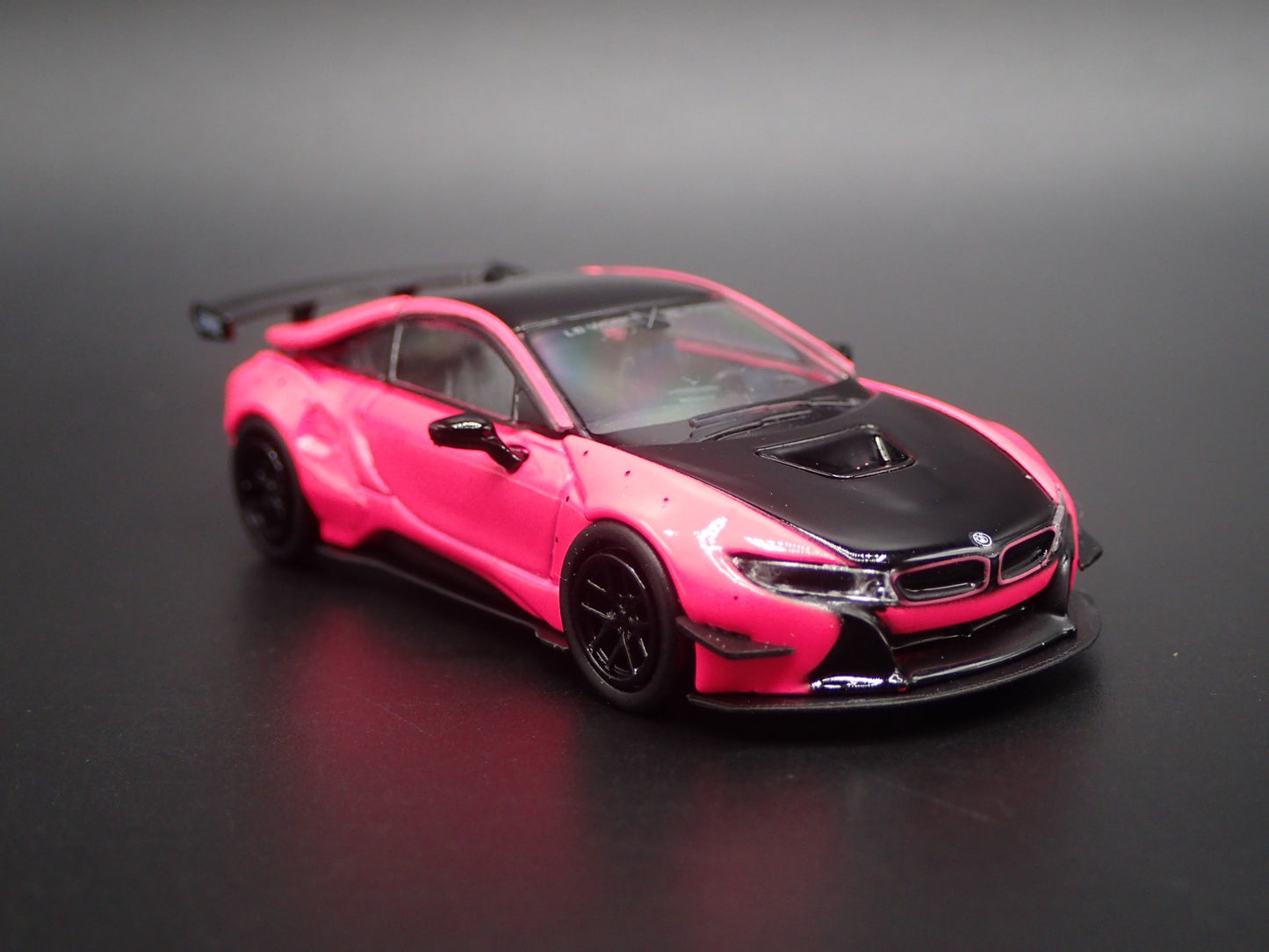 2014-2020 BMW i8 LIBERTY WALK LBWK RARE 1:64 SCALE DIORAMA DIECAST MODEL CAR