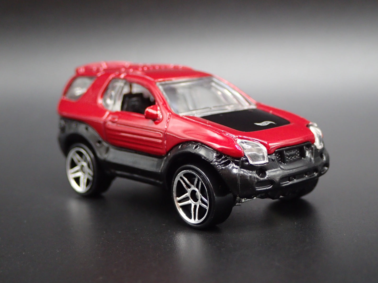 1997-2001 ISUZU VEHICROSS SUV 1:64 SCALE COLLECTIBLE DIORAMA DIECAST MODEL CAR