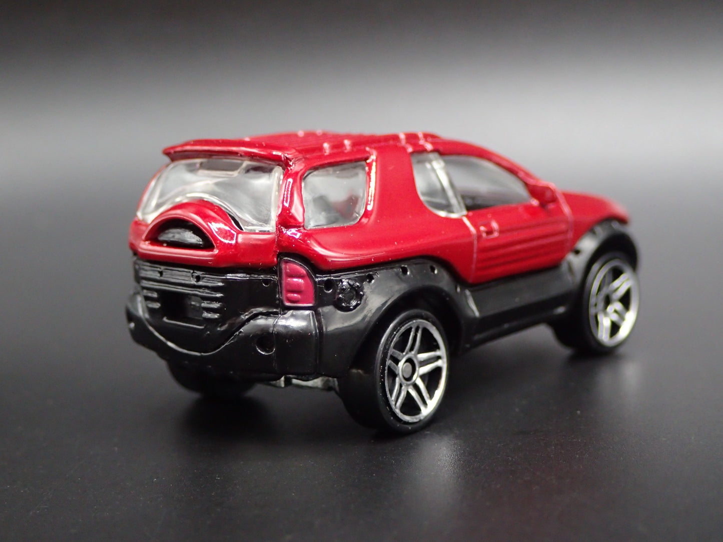 1997-2001 ISUZU VEHICROSS SUV 1:64 SCALE COLLECTIBLE DIORAMA DIECAST MODEL CAR