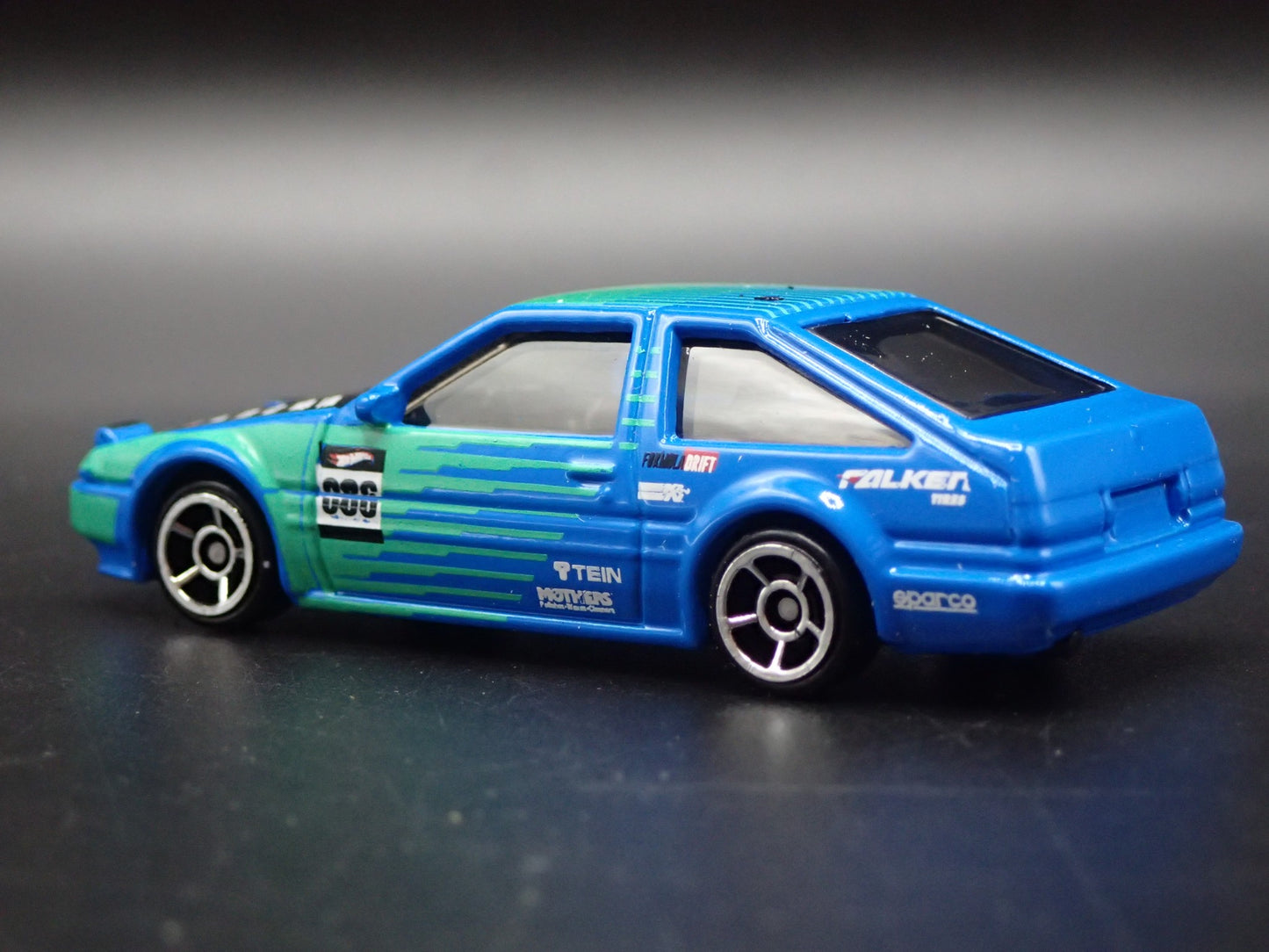 1983-1987 TOYOTA AE86 COROLLA FALKEN TIRES 1/64 SCALE DIORAMA DIECAST MODEL CAR