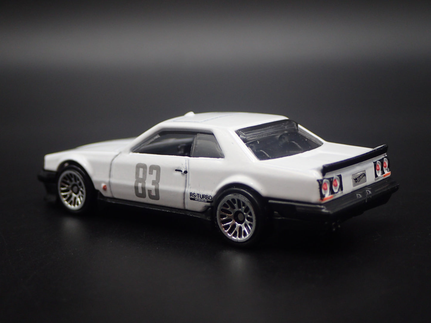 1981-1985 NISSAN SKYLINE 2000 TURBO RS KDR30 WHITE 1:64 SCALE DIECAST MODEL CAR