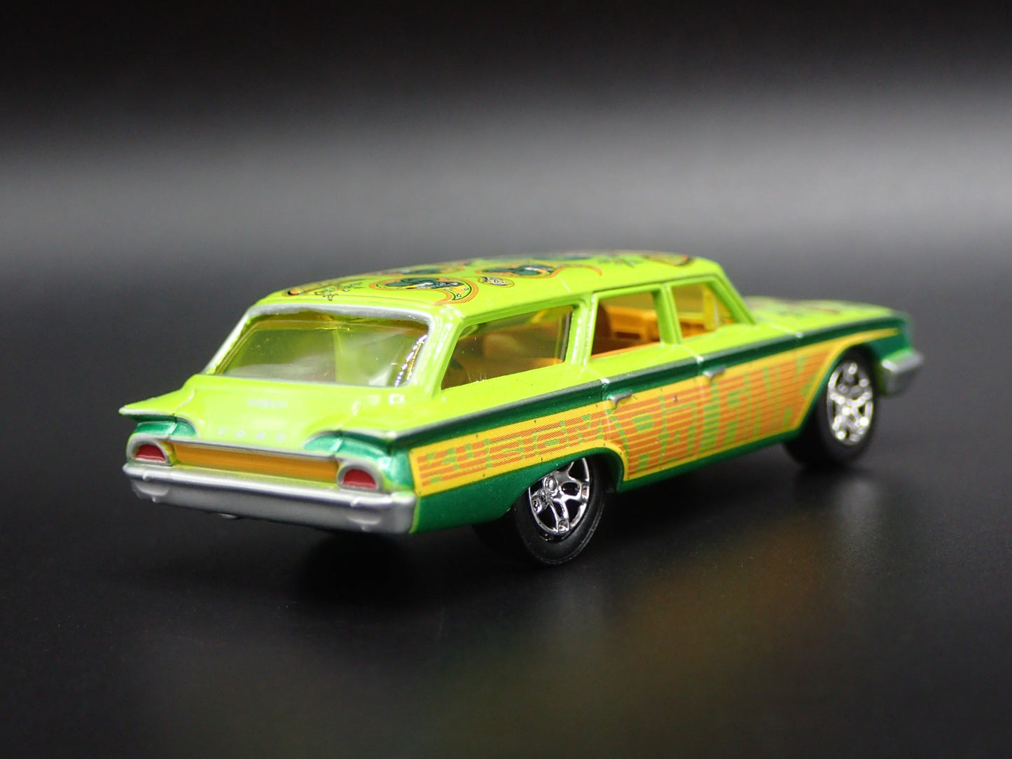 1960 60 FORD COUNTRY SQUIRE STATION WAGON RAT FINK 1:64 SCALE DIECAST MODEL CAR