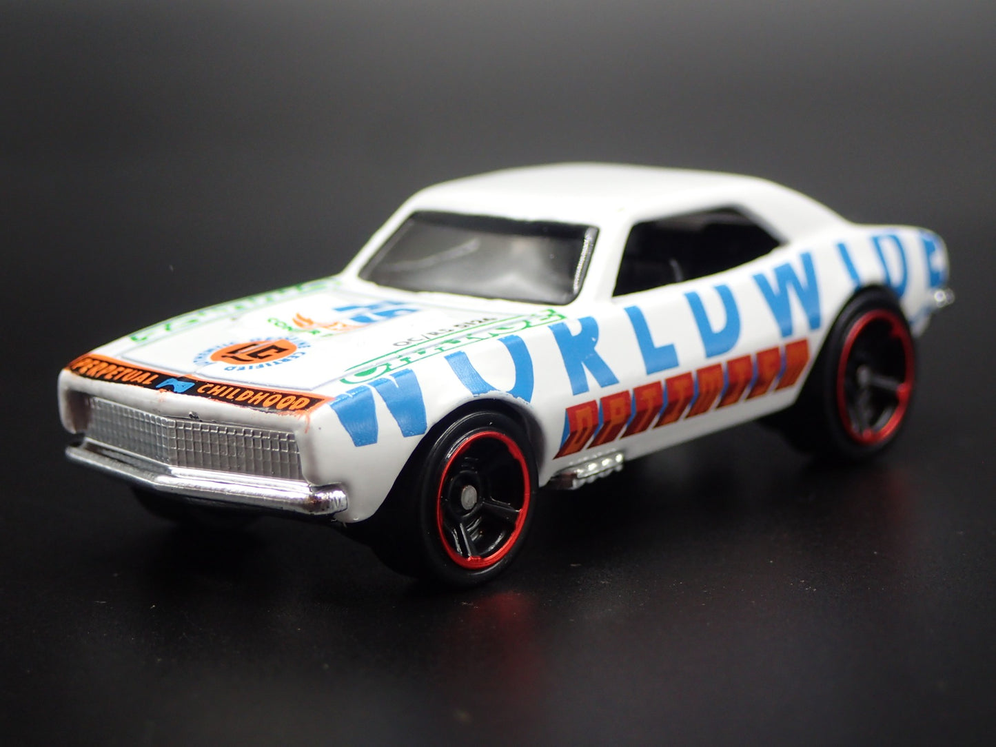 1967 67 CHEVY CHEVROLET CAMARO 1:64 SCALE COLLECTIBLE DIORAMA DIECAST MODEL CAR