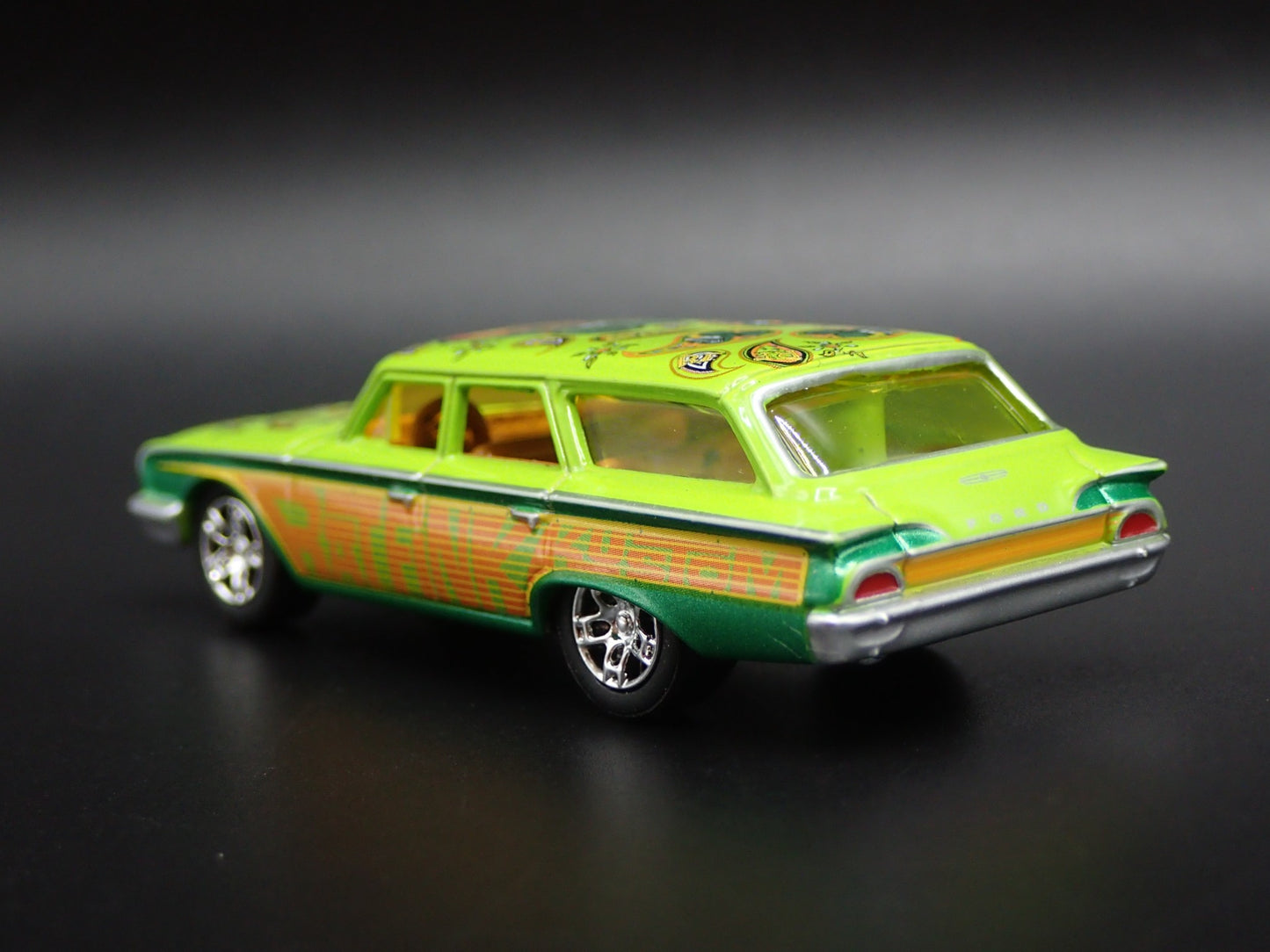 1960 60 FORD COUNTRY SQUIRE STATION WAGON RAT FINK 1:64 SCALE DIECAST MODEL CAR
