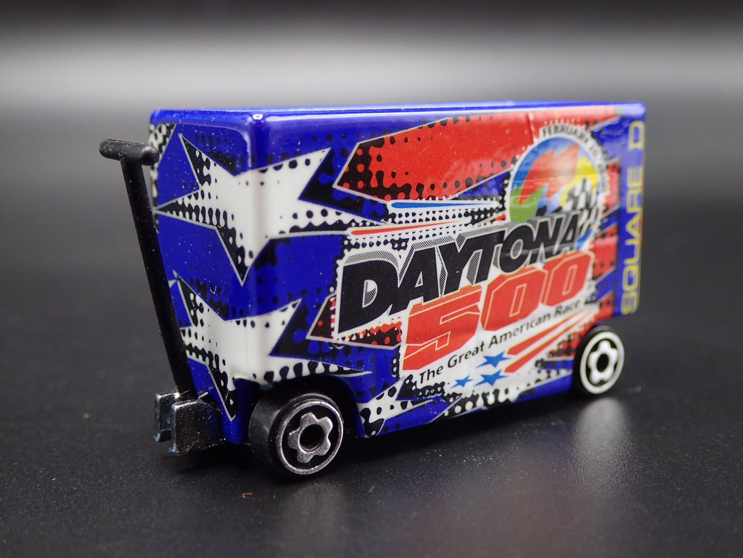 NASCAR TOOL CART WAR WAGON DAYTONA 500 SQUARE D 1:64 SCALE DIECAST MODEL CAR