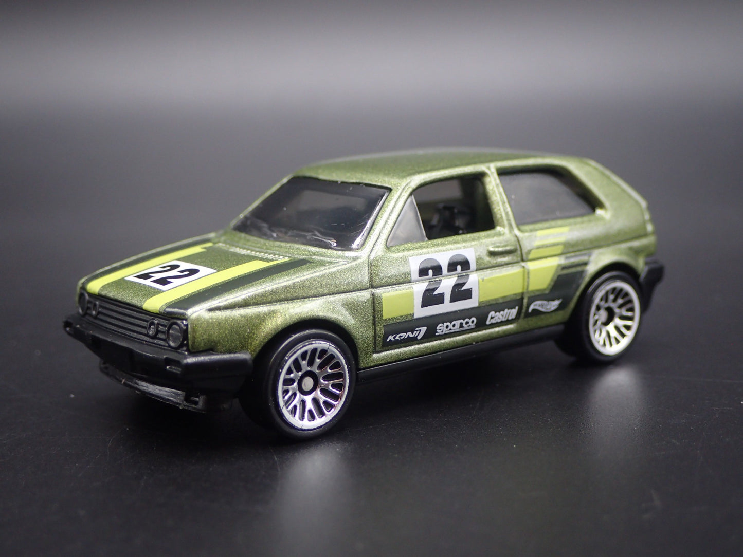 1985-1992 MK2 VW VOLKSWAGEN VW GOLF GREEN 1:64 SCALE DIORAMA DIECAST MODEL CAR