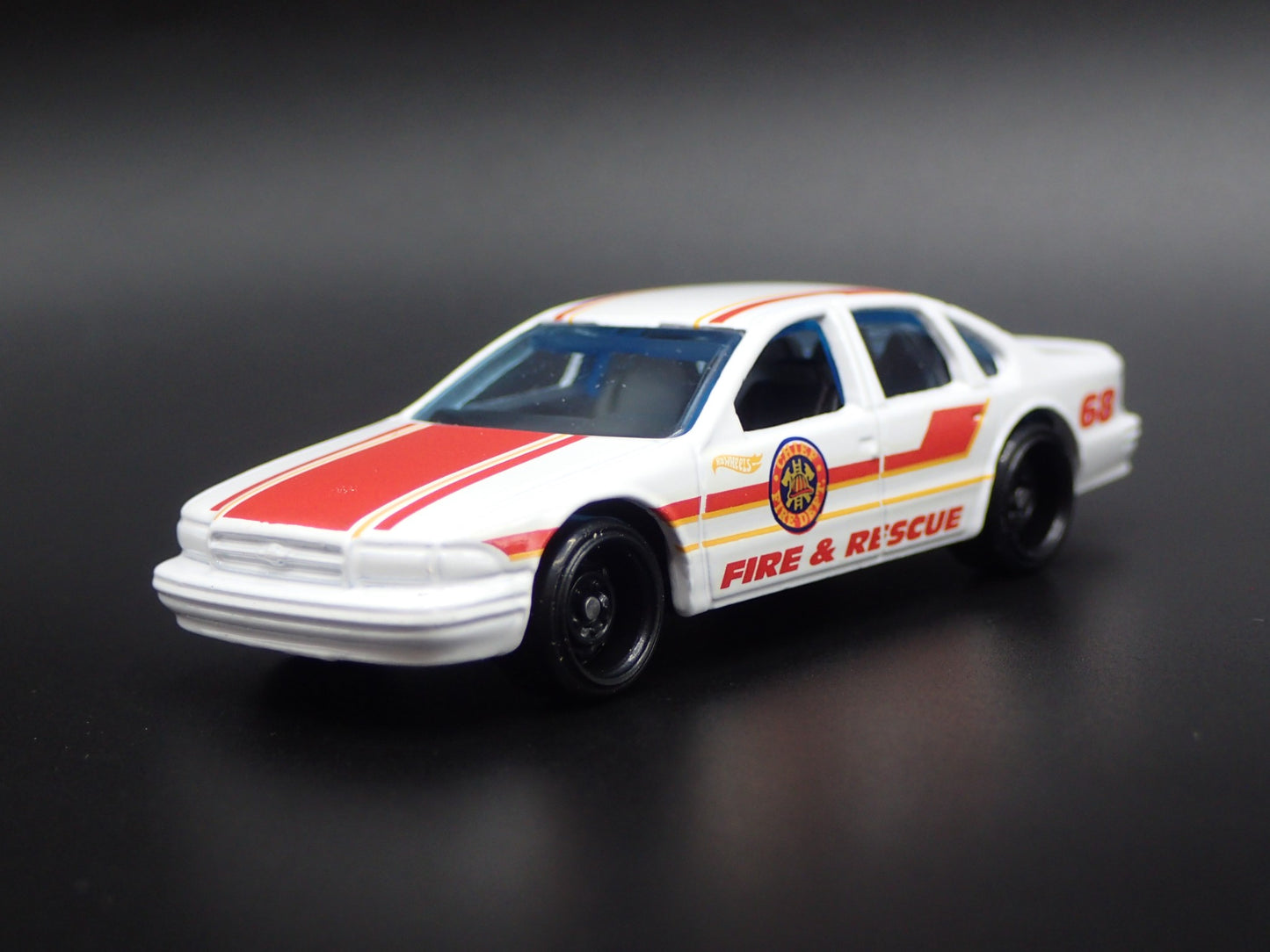 1994 - 1996 CHEVY CHEVROLET IMPALA SS FIRE RESCUE 1:64 SCALE DIECAST MODEL CAR