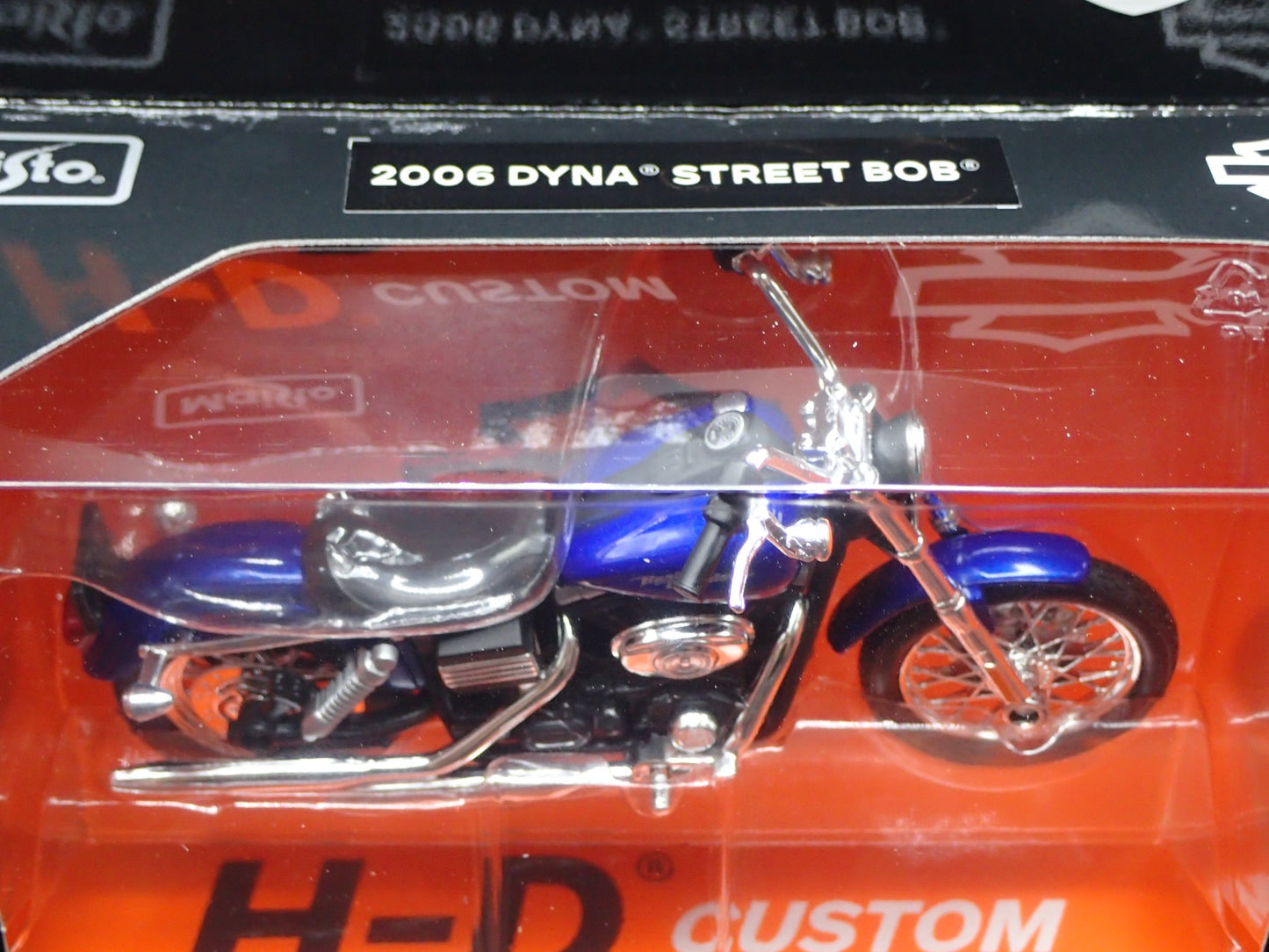 2006 DYNA STREET BOB HARLEY DAVIDSON MOTORCYCLE MAISTO SERIES 44 1/18 MODEL BIKE