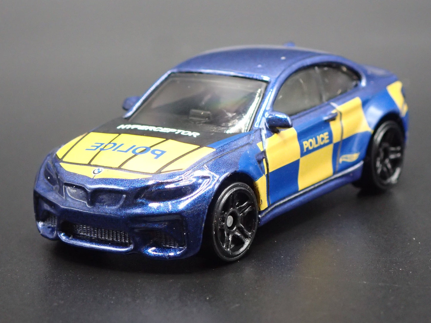 2016-2021 BMW M2 COUPE POLICE 1:64 SCALE COLLECTIBLE DIORAMA DIECAST MODEL CAR