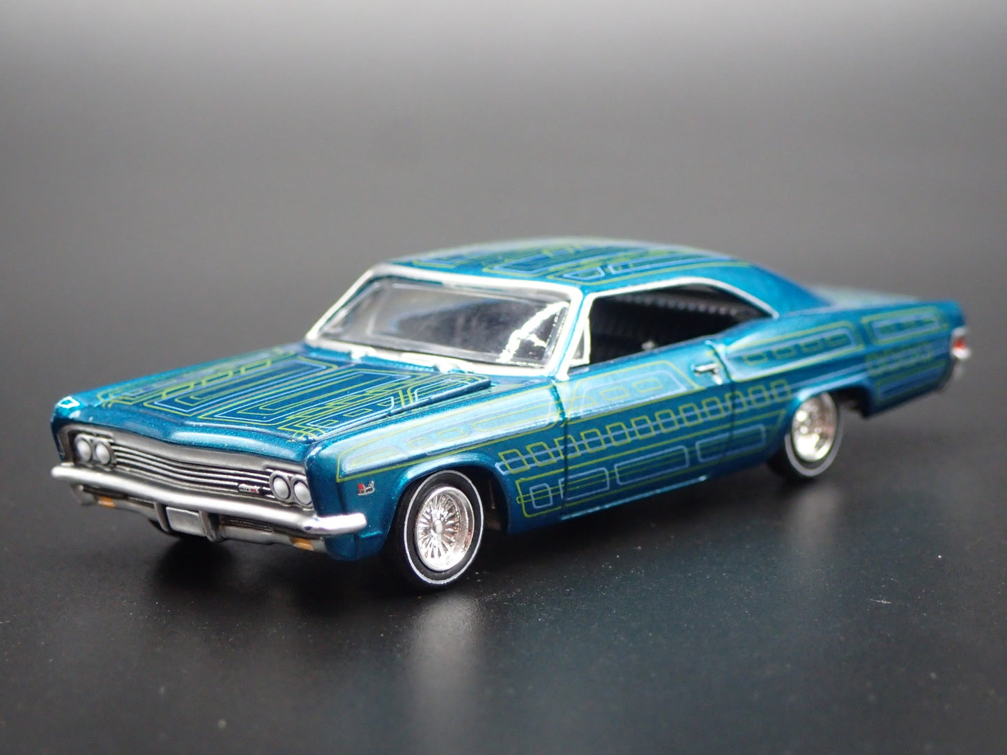 1966 66 CHEVY CHEVROLET IMPALA SS LOWRIDER 1:64 SCALE DIORAMA DIECAST MODEL CAR