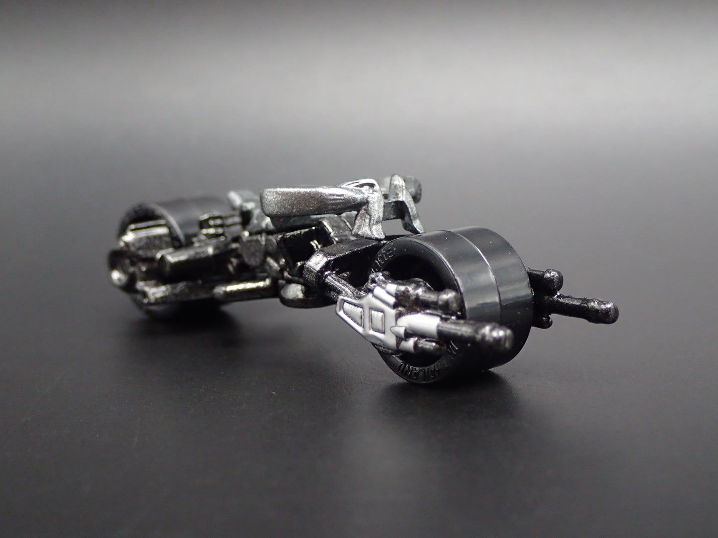 BATMAN BATMOBILE BATPOD BATCYCLE BLACK RARE 1:64 SCALE DIORAMA DIECAST MODEL CAR