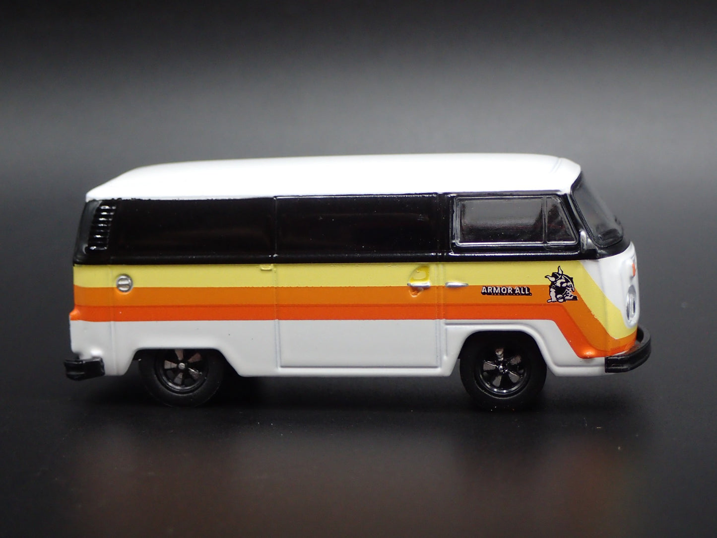 1967-1979 VW VOLKSWAGEN TYPE 2 T2 PANEL VAN ARMOR 1/64 SCALE DIECAST MODEL CAR