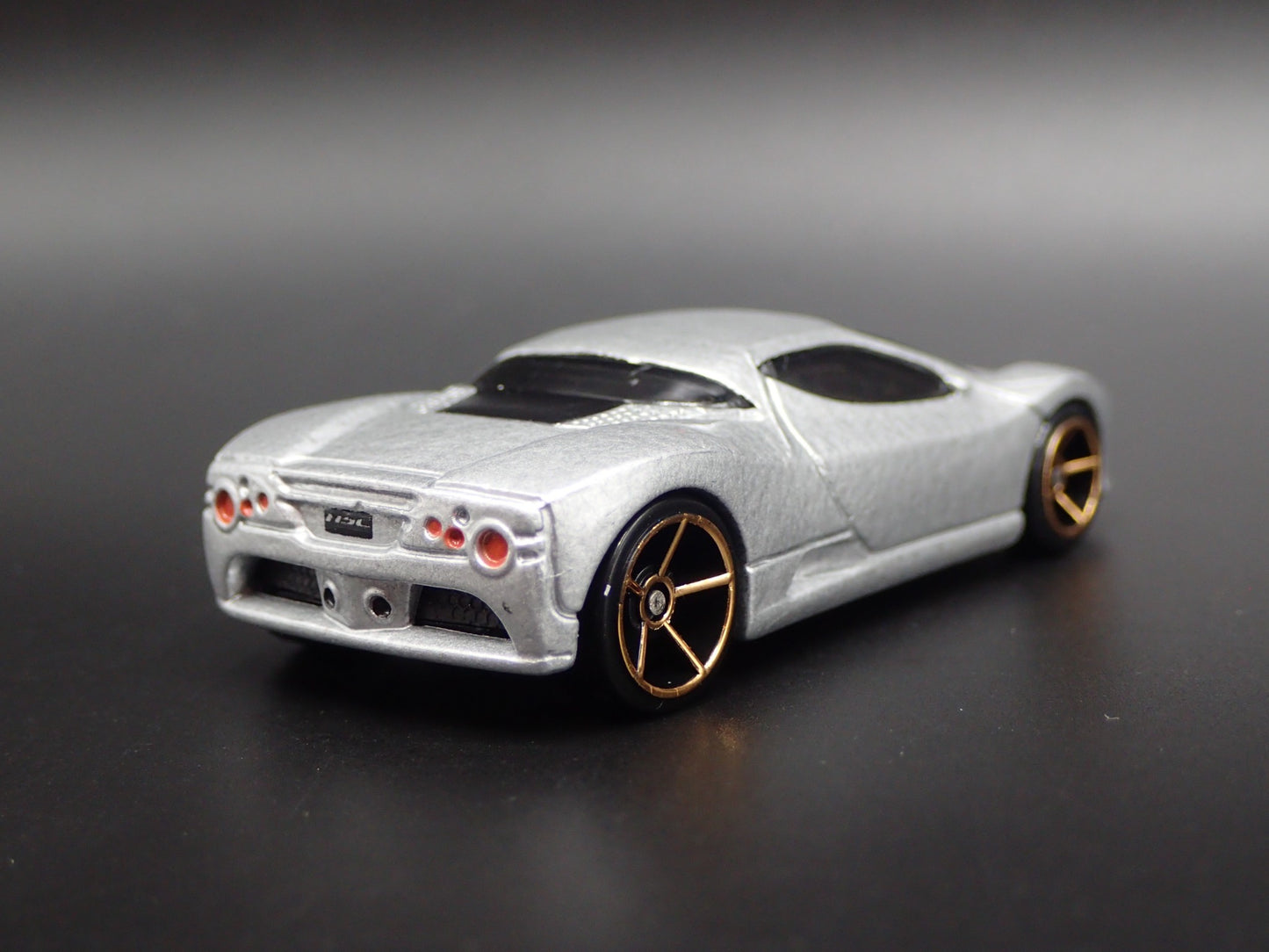 2003 03 ACURA HSC CONCEPT CAR 1:64 SCALE COLLECTIBLE DIORAMA DIECAST MODEL CAR