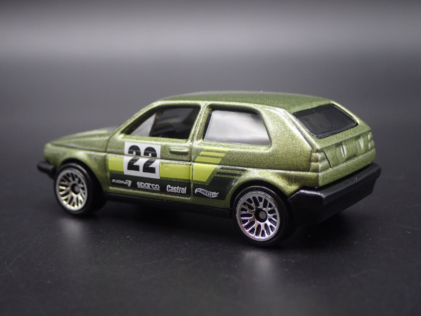 1985-1992 MK2 VW VOLKSWAGEN VW GOLF GREEN 1:64 SCALE DIORAMA DIECAST MODEL CAR