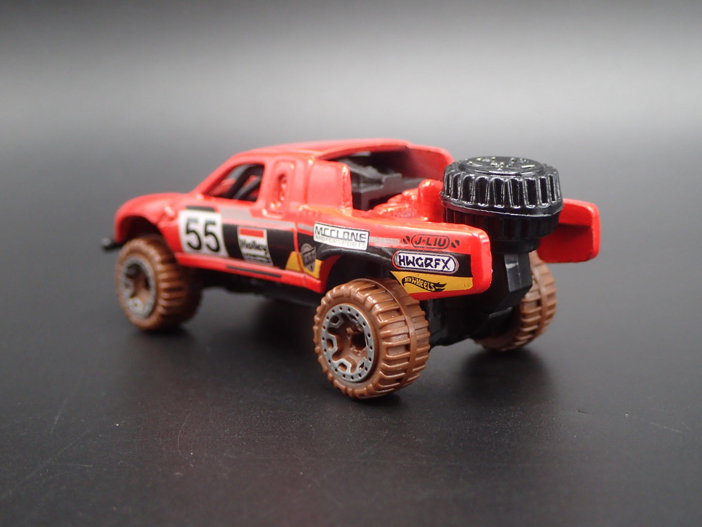 TOYOTA BAJA TROPHY PICKUP TRUCK HOLLEY RED 1:64 SCALE DIORAMA DIECAST MODEL CAR