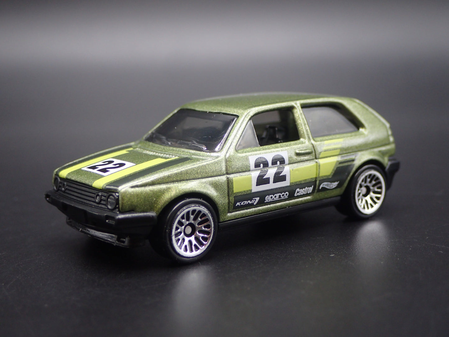 1985-1992 MK2 VW VOLKSWAGEN VW GOLF GREEN 1:64 SCALE DIORAMA DIECAST MODEL CAR