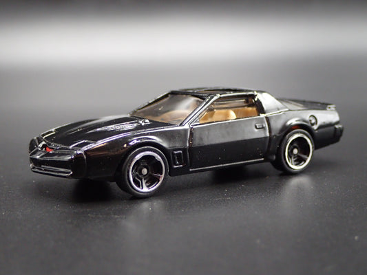KNIGHT RIDER KITT PONTIAC RARE 1:64 SCALE COLLECTIBLE DIORAMA DIECAST MODEL CAR