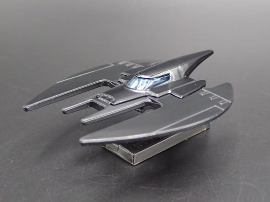 BATMAN ANIMATED SERIES BATMOBILE BATPLANE 1:64 SCALE DIORAMA DIECAST MODEL CAR